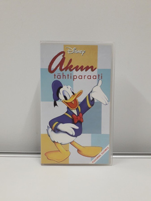Akun Tähtiparaati (vhs)