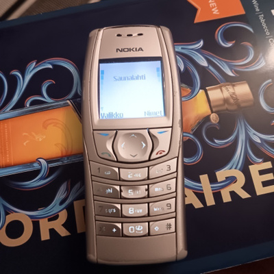 Nokia 6610i