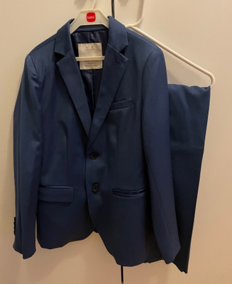 Zara boys puku koko 128 cm