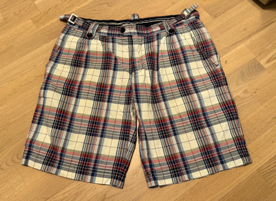 D&G ruudulliset shortsit 52