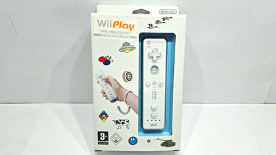 WII - WiiPlay (Peli + Wiimote)