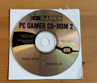 PC Gamer CD-Rom - Elokuu 2000