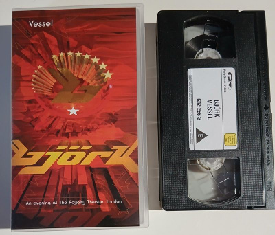 VHS Björk - Vessel