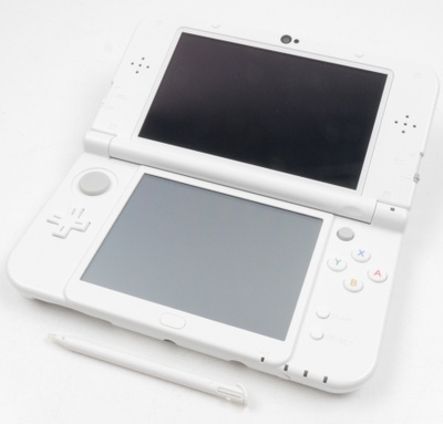 New Nintendo 3DS XL Console (White)