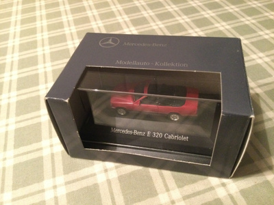 Mercedes Benz E 320 Cabriolet  Modellauto Kollektion