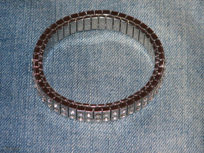 UUSI BLING BLING RANNEKORU