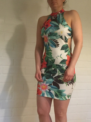 Nelly värikäs kukka mekko / juhlamekko S