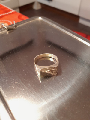 Vintage desing Kantasormus AKT 925