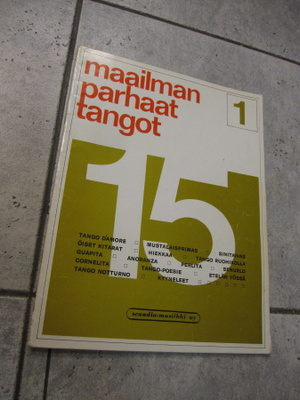 MAAILMAN PARHAAT TANGOT 1 ( nuottivihko