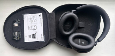 Sennheiser Accentum Plus -bluetooth kuulokkeet