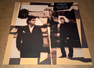 EUROPA  LP   206 000