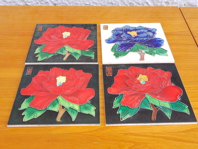Kaakelilaatta  PIONINKUKKA  Sininen ja punainen 15x15cm