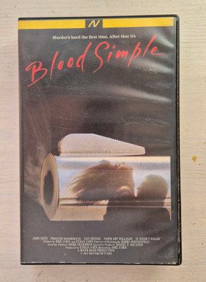 Blood Simple (VHS) – Joel Coen & Ethan Coen