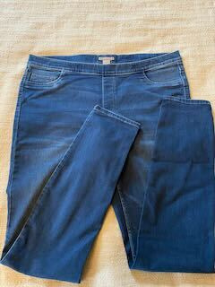 H&M **Jegginsit**, koko 48