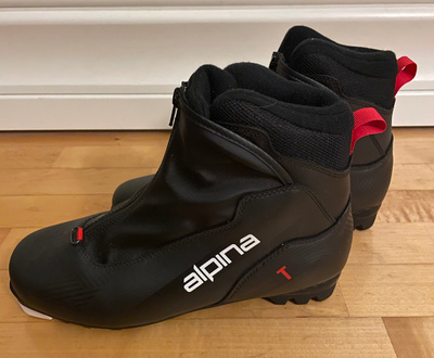 Alpina T 5 Plus -monot koko 42, unisex, uudenveroiset
