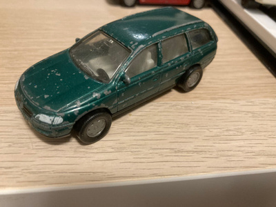 Opel Omega Siku n. 1/60 kokoa.