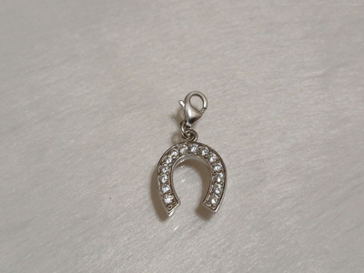 Design hopea hevosenkenkä hela charms KOY 925