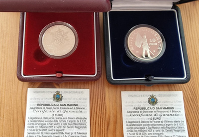 San Marino 2005 5e ja 10e hopeajuhlarahat Proof