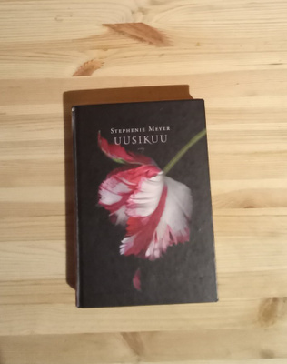 Uusikuu Stephenie Meyer