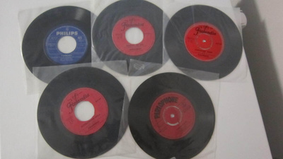 8. kotimainen 7" iskelmä pop.,., 10 kpl