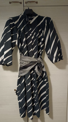 Kaunotar mekko / vintage mekko (M/L)