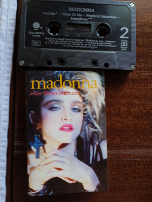 C- KASETTI: MADONNA : THE FIRST ALBUM