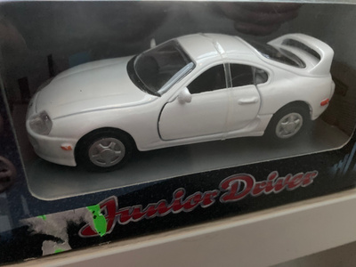 Toyota Supra 1/43. Pienoismalli.