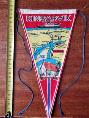 Kinsarvik vintage iso matkailuviiri