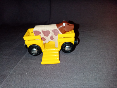 Brio karjavaunu + lehmä