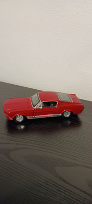 Ford Mustang 1967 Maisto keräilyauto