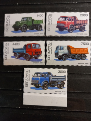 KUORMA-AUTOT autoaiheinen sarja VALKOVENÄJÄ 1998 **