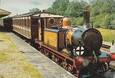 Juna höyryveturi Stepney p107