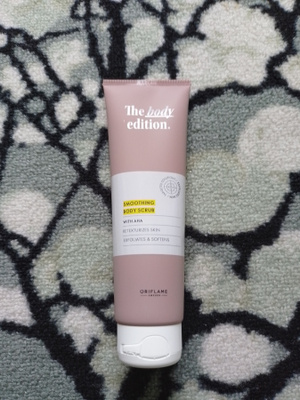 ~Oriflame The body edition Smoothing -vartalon kuorinta-ain~