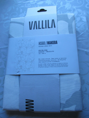 VALLILA MAKEBA PÖYTÄLIINA 145 x 250 CM