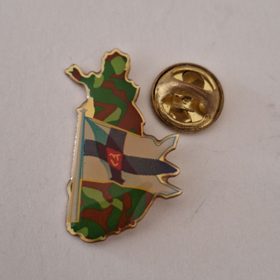 MILITARIA PINSSI