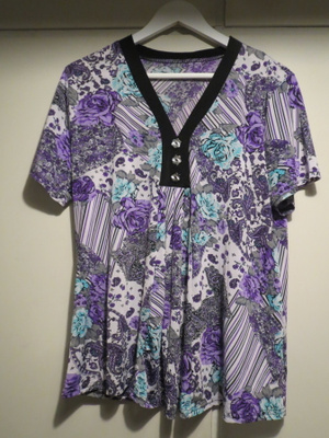 Paita harmaa-violetti-turkoosi kukkaprintein,xxl