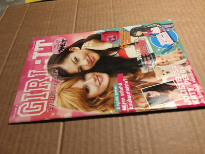 GIRL-IT LEHTI 8/2012 HYVÄ