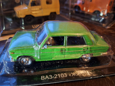 DeAgostini Lada 2103 1 43 uusi