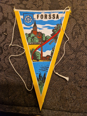 Forssa vintage pieni matkailuviiri