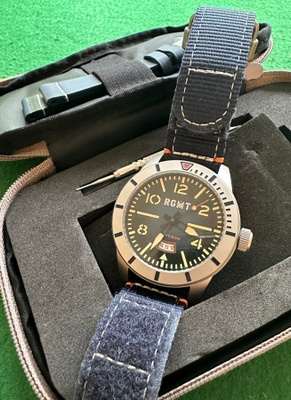 RGMT Military kvartsirannekello