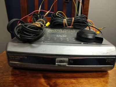 PIONEER AVIC-D909 DVD autotietokone.