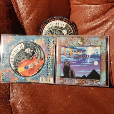 OZRIC TENTACLES -the hidden step CD.