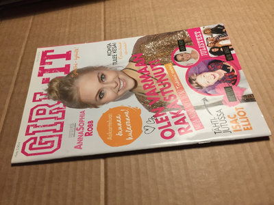 GIRL-IT LEHTI 5/2014 +julisteet HYVÄ