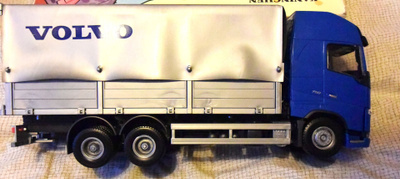 EMEK Volvo FH16 -pressuauto, 36 cm, sininen