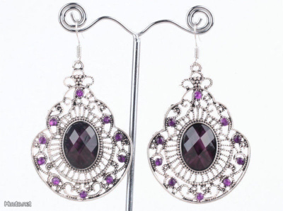 + 332 .. Tiibetin Hopea Violetti Crystal Kukka .. Korvakorut