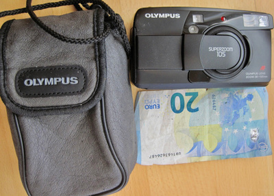 VANHA Kamera Olympus Superzoome 105 SIISTI