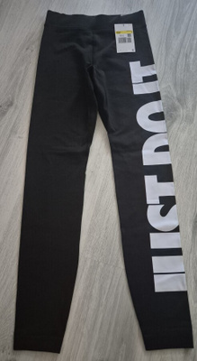 Nike mustat Trikoot / Leggingsit / Leggings - koko S