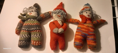 3 x koristetonttu. käsityö