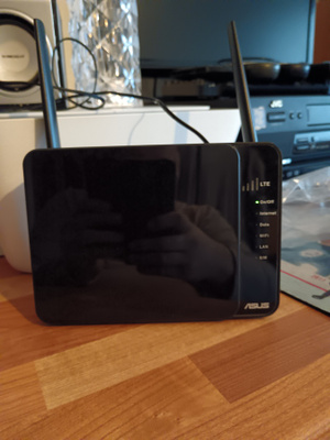 Asus simkortti reititin