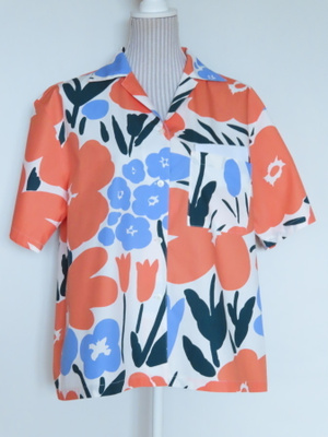 MARIMEKKO UNIQLO PAITA KOKO XXL / HOUSUT KOKO XL